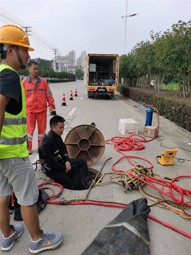 石壁镇翻衬法管道修复技术主要工序