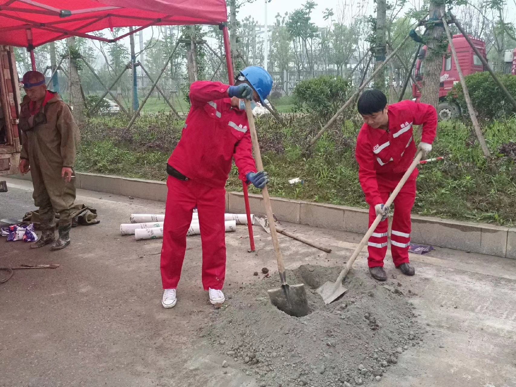 石壁镇管道疏通哪家好】及时进行市政管道清淤