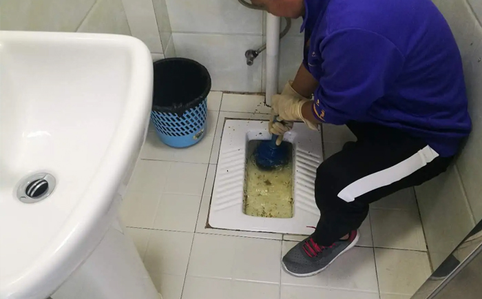 石壁镇疏通蹲坑